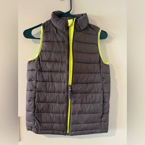 Boys puffy vest size 8-10 boys from Amazon essentials